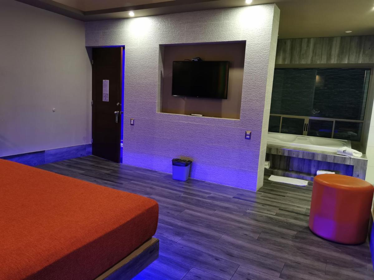 Hotel Plaza Arteaga Μοντερέι Εξωτερικό φωτογραφία
