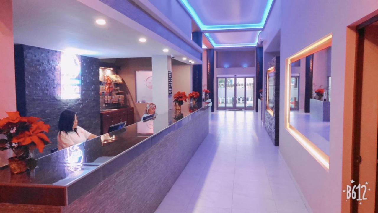 Hotel Plaza Arteaga Μοντερέι Εξωτερικό φωτογραφία