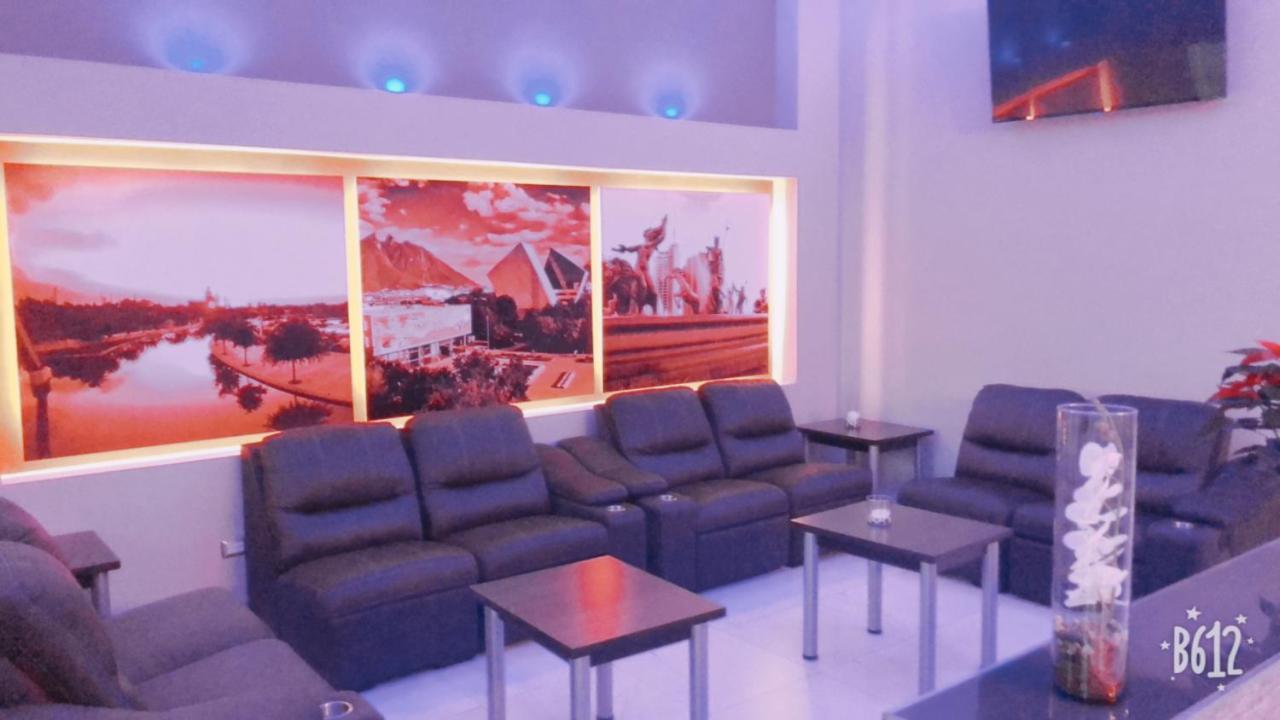 Hotel Plaza Arteaga Μοντερέι Εξωτερικό φωτογραφία