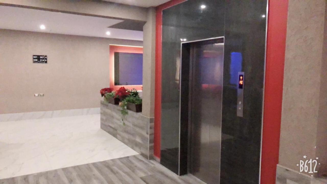 Hotel Plaza Arteaga Μοντερέι Εξωτερικό φωτογραφία